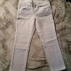 All white Capri pants from delias