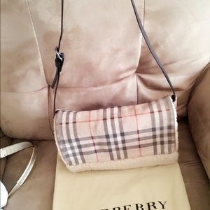 Burberry suede shoulder Made in italy