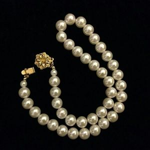 Floral Creme Pearl