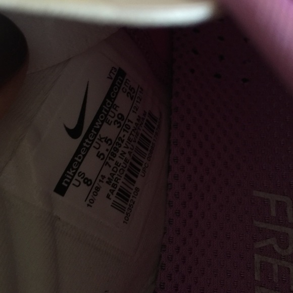 New Nike free 5.0 pink and white! - Picture 3 of 3