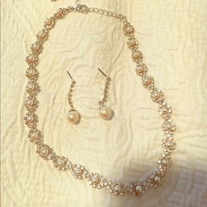 Bridesmaid necklace set
