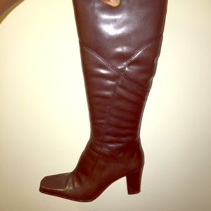 Women's bandolino brown leather boots  9.m
