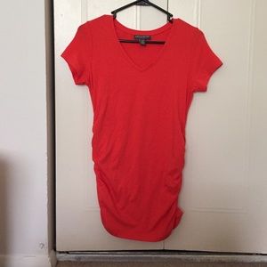 A pea in the pod tshirt xs