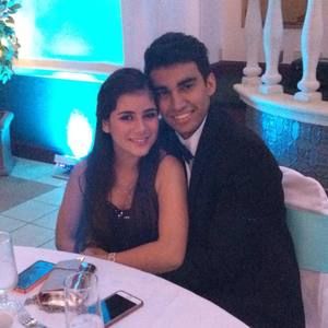 Meet your Posher, Valeria