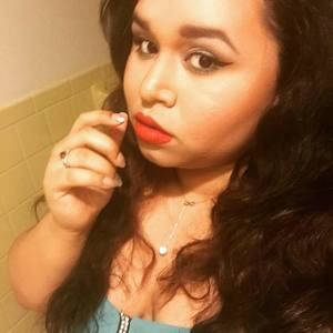 Meet your Posher, Claudia