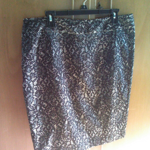 Worthington Women's skirt