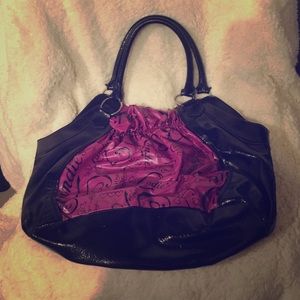 Candie's logo shoulder bag