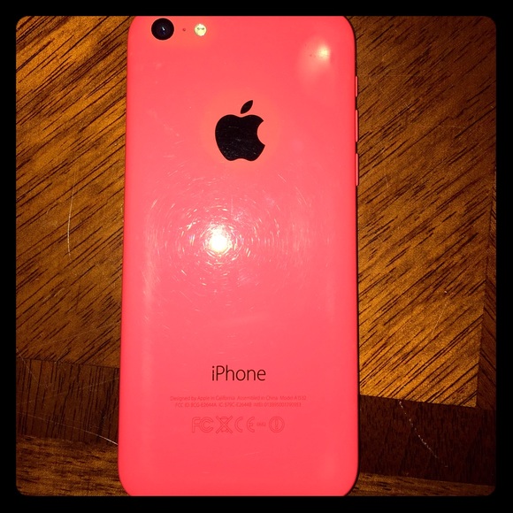 iPhone 5c - Picture 1 of 4