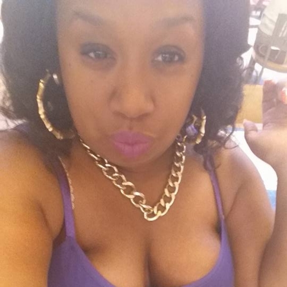 Meet your Posher, Jasmin