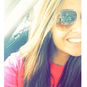 Meet your Posher, Mackenzie