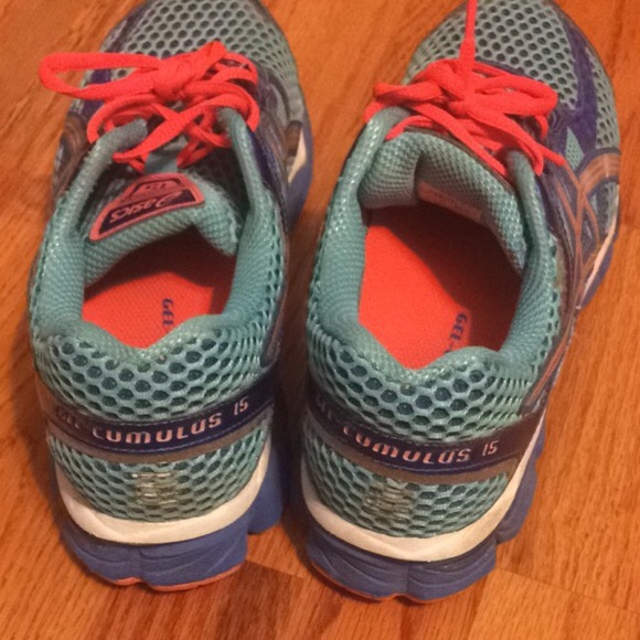 asics tennis shoes - Picture 3 of 4