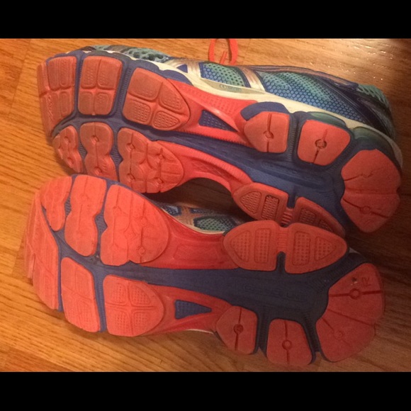 asics tennis shoes - Picture 4 of 4