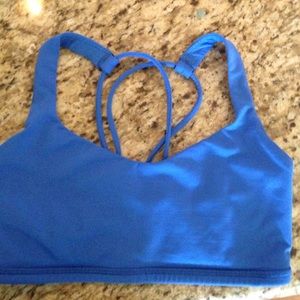 Lulu lemon free to be bra
