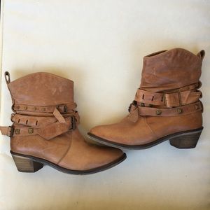 Steve Madden leather ankle boots