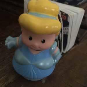 Meet your Posher, Emoryee