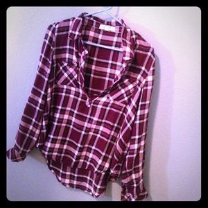 Burgundy plaid blouse top🌲