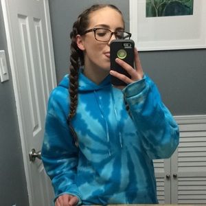 Meet your Posher, Gia