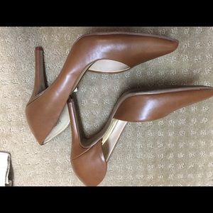 Merona caramel heels, 7