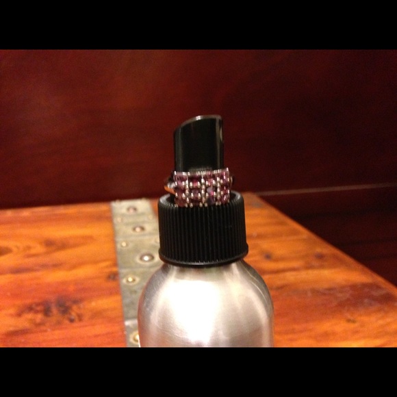 NWOT Garnet ring