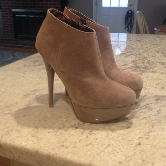 Steve Madden heels - Picture 1 of 4