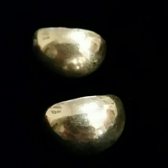 Vjntage silver clip on earring
