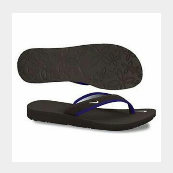 Nike flip flops