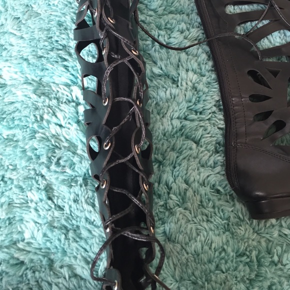 Gladiators sandals - Picture 2 of 4