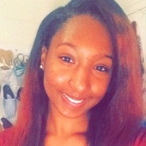 Meet your Posher, Amaris