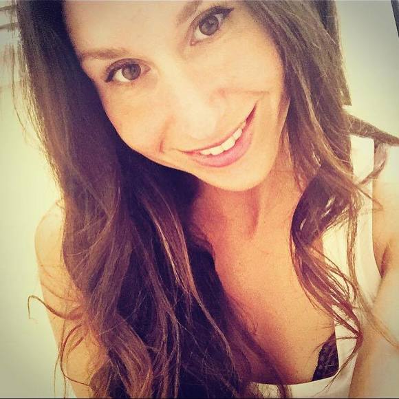 Meet your Posher, Alexis - Picture 1 of 1