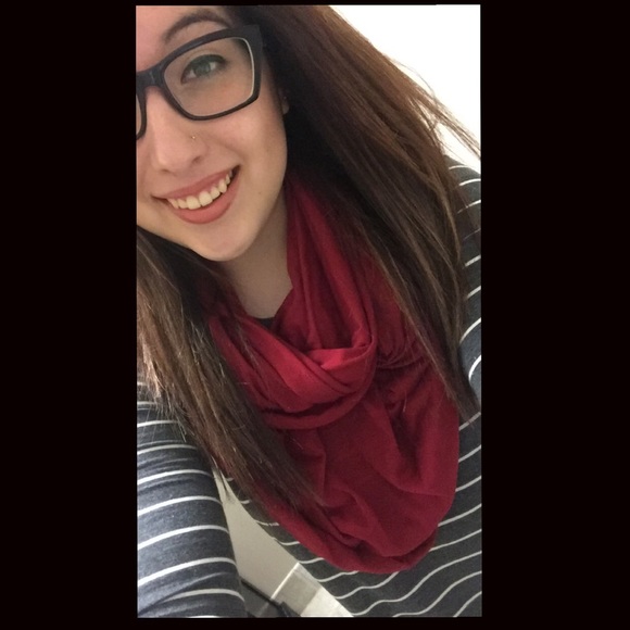 Meet your Posher, Haley - Picture 1 of 1