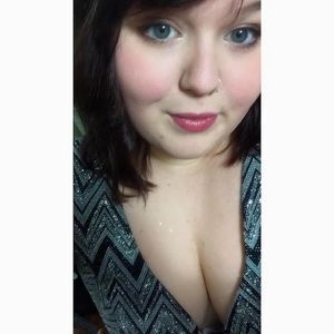 Meet your Posher, Eva