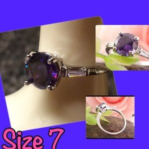 925 STERLING SILVER PURPLE GEMSTONE RING