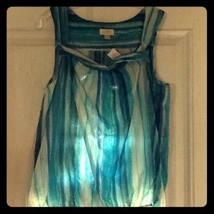 Brand new sleeveless Loft top!