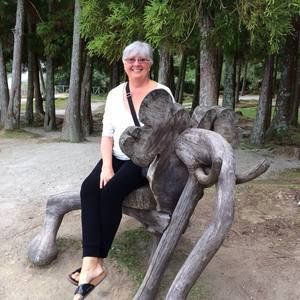 Meet your Posher, Beverly