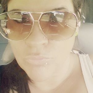 Meet your Posher, Cory