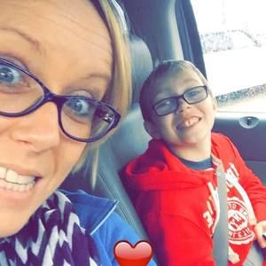 Meet your Posher, Kara