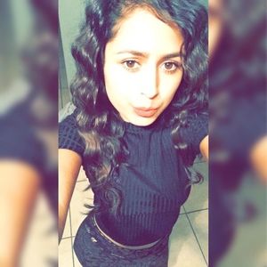 Meet your Posher, Valerie