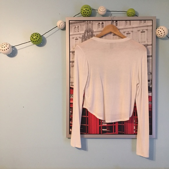 F21 Cotton London Cropped Top - Picture 2 of 4