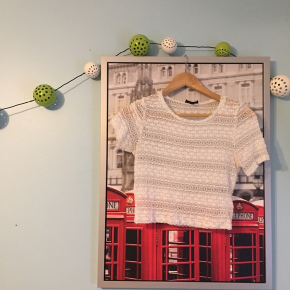 Topshop Floral Lace Crop Top - Picture 1 of 4
