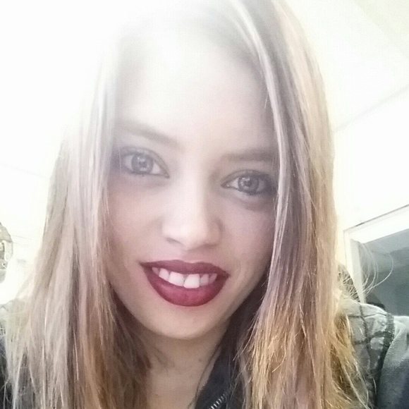 Meet your Posher, Kassandra - Picture 1 of 1