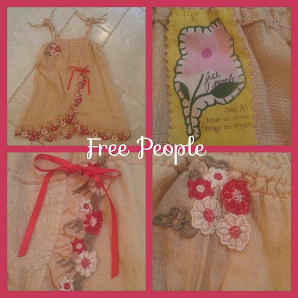 Free People Tops - FREE PEOPLE  Whimsical sexy SHIRT