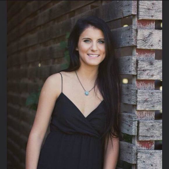 Meet your Posher, Katlyn - Picture 1 of 1