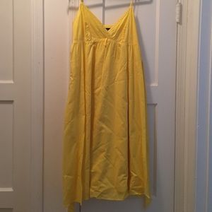 Light fabric yellow maxi dress!!