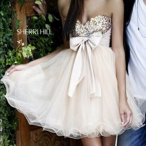 Sherri hill short gold sparkly strapless dress