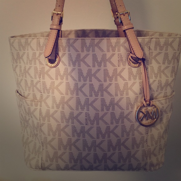 MICHAEL Michael Kors Handbags - Michael Kors Vanilla Large Jet Set Travel Handbag