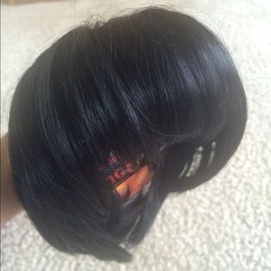Crown bangs