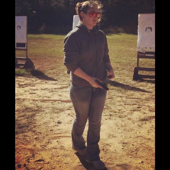 Meet your Posher, Kayla