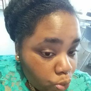 Meet your Posher, Lana