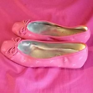 Womens pink Breast Cancer symbol flats