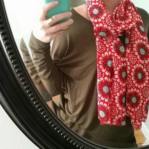 Scarf